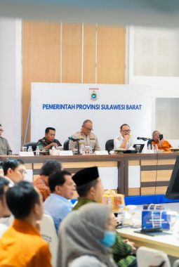 Raker Pimpinan Sulbar Evaluasi PSN, SDK Soroti Masalah Data dan Koordinasi