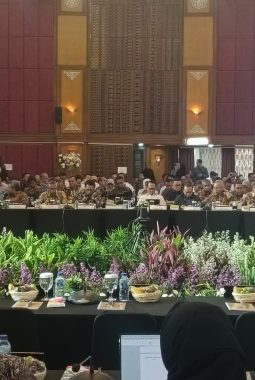 Sekda Sulbar Dukung Percepatan Pembangunan Sekolah Rakyat