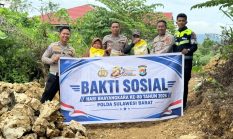 Sambut Hari Bhayangkara ke-80, Ditlantas Polda Sulbar Salurkan Sembako untuk Warga Kurang Mampu di Mamuju