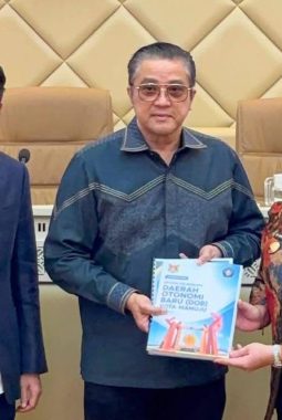 Dapat Lampu Hijau DPR RI, Sutinah Jemput Dukungan di Senayan Soal DOB Kota Mamuju