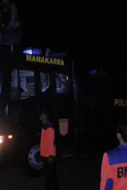 Polresta Mamuju Kerahkan Water Cannon, Sigap Cegah Api Merambat ke Permukiman dan Padamkan Karhutla