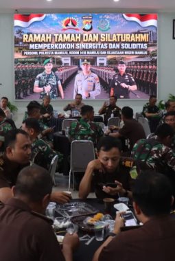 Solid Tak Hanya di Lapangan, TNI-Polri dan Kejaksaan Perkuat Kebersamaan di Mapolresta Mamuju
