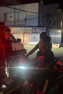 Satu Pelaku dan Motornya di Amankan, Saat Polresta Mamuju Bubarkan Aksi Balap Liar di Bundaran Pasar Baru