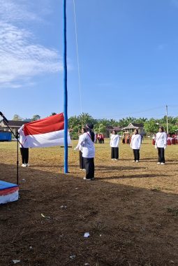 Sejarah Baru Saludengen: Perdana Upacara 17 Agustus Digelar di Desa Terpencil Tommo
