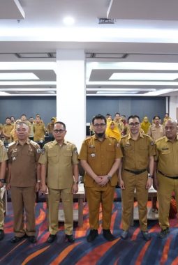 Sulbar Siapkan Katalog Versi 6, Sekda Tekankan Kompetensi Pengadaan