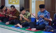Kekuatan Doa, Polda Sulbar Bersama Santri dan Anak Yatim Mohon Keselamatan dari Ancaman Karhutlah