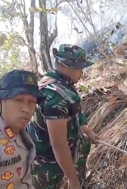 Api Belum Padam, Polresta Mamuju Bersama Instansi lain dan Warga Terus Kendalikan Karhutla di Rangas