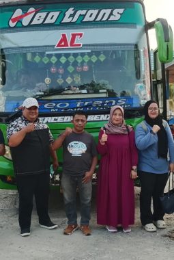 Kafilah MTQ Sulbar Bertolak ke Semarang, Bawa Misi Harumkan Nama Daerah