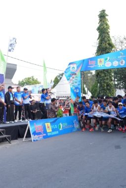 Semarak HUT ke-22 Sulbar, Ribuan Langkah Bersatu di Sulbar Fun Run 2026
