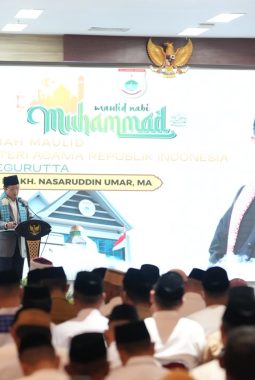 Maulid Nabi di Sulbar, Menag Nasaruddin Umar Soroti Kemajuan Mamuju