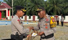 Wakili Kapolres, Wakapolres Mateng Pimpin Apel, Personel Berprestasi Dapat Penghargaan