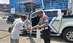 Polantas Polda Sulbar Berbagi, Hapus Lelah Pejuang Jalanan Mamuju