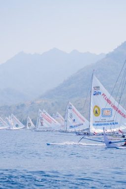 Sandeq Silumba 2026 Etape I Dimulai, 80 Perahu Terbagi 2 Grup Adu Kecepatan dari Banua Sendana ke Pamboang