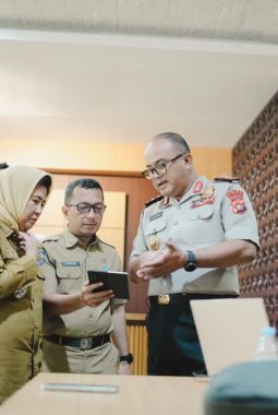 Sinergi Pemprov- Polda Sulbar,  Gerakkan Agen Perlinsos Lewat Program Peduli Tetangga