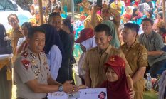 Wakapolres Mateng Hadiri Penyerahan Beasiswa KUAAT untuk Pelajar SD-SMP