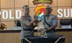 Lapsat Kapolda Sulbar: Irjen Pol Totok Suharyanto Berkomitmen Lanjutkan Estafet Kepemimpinan Irjen Pol Adi Deriyan