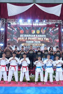 Karateka Se-Indonesia Adu Prestasi di Mamuju, SDK: Generasi Muda Harus Berjiwa Juang!