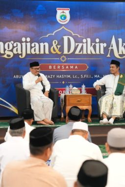 Gubernur Sulbar Suhardi Duka Ajak Pejabat Perdalam Ilmu Agama, Buya Arrazy Hasyim Hadir Beri Tausiah