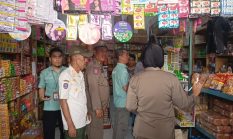 Satpol PP Sulbar Sisir 16 Toko di Mamuju, Peredaran Rokok Ilegal Diawasi Ketat